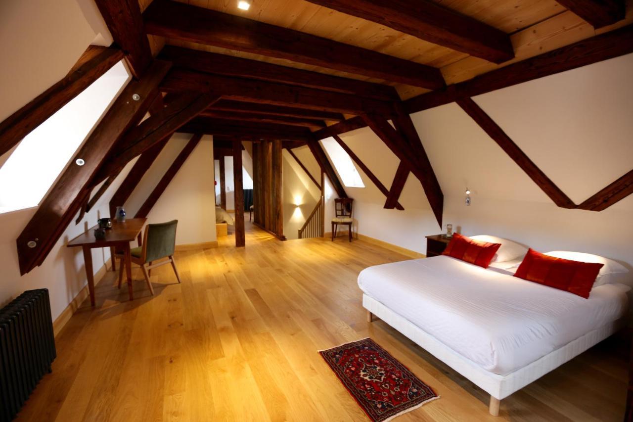 Domaine La Cour Des Nobles - Demeure, Maison Et Appartements Au Coeur De Riquewihr Exterior foto